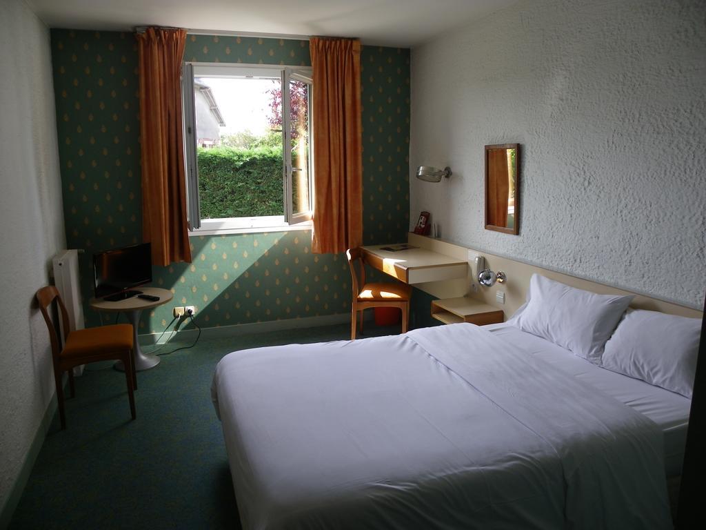 Hotel Logitel Saint-Doulchard Pokoj fotografie