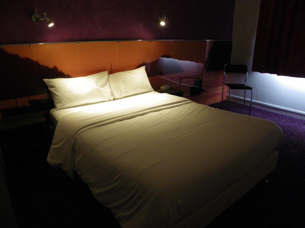 Hotel Logitel Saint-Doulchard Exteriér fotografie